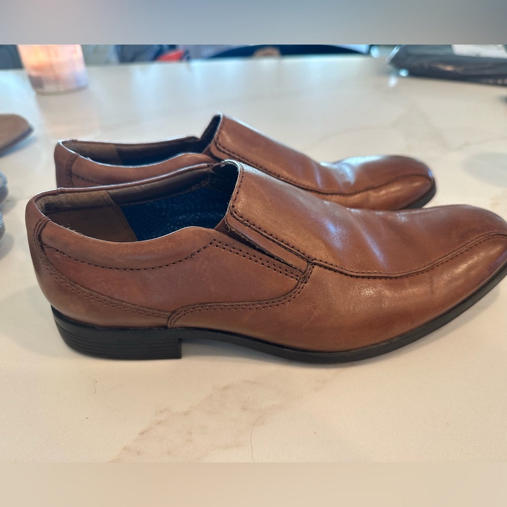 Clarks Mens Brown Leather Slip On Shoes Comfort Loafers 8.5 Perfect Condition